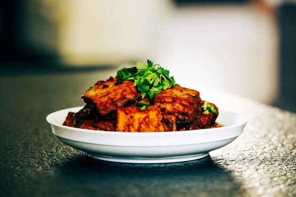 Wie kÃ¶nnen de-GeschÃ¤fte ihre Betriebskosten senken?